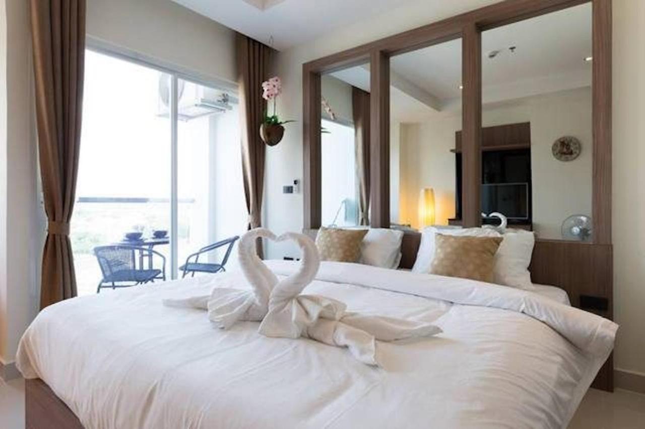 Nam Talay Jomtien Beach Exterior foto